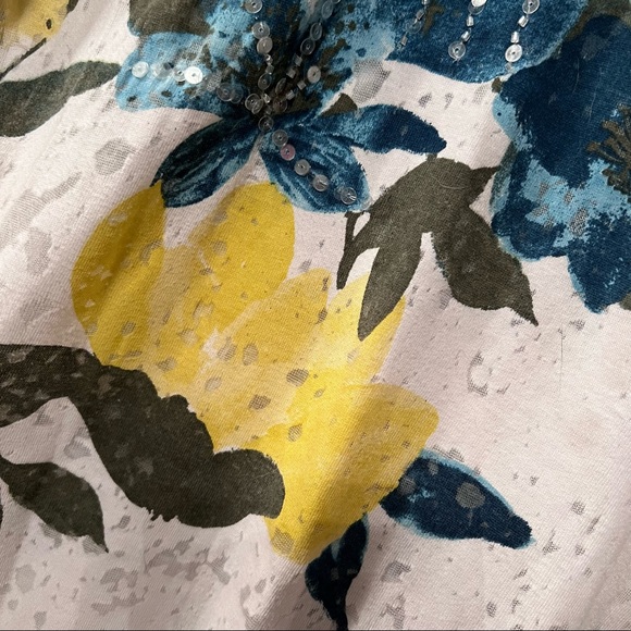 Chicos distressed sequin tee size 2 (L, 12, 39”- 40”) - Picture 7 of 10